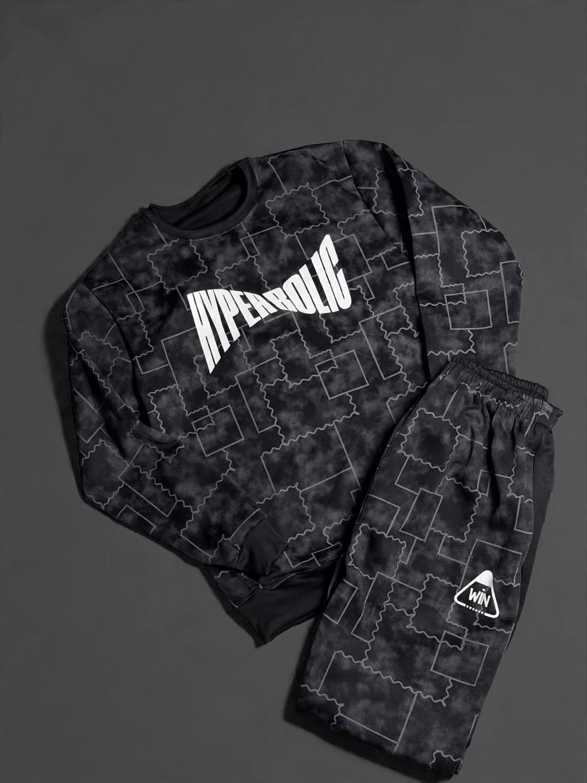 Black Cloud Print Sweatshirt and Jogger Set