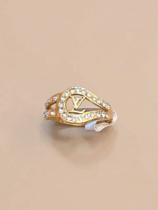 Horseshoe Zircon Gold Ring