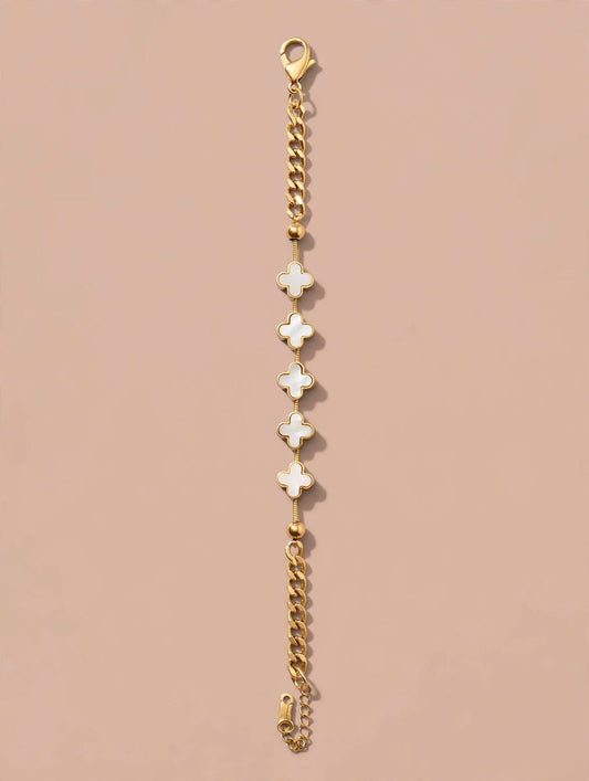 Gold Bracelet with Shell-Look Charm